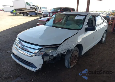 2012 Ford Fusion S из США, поврежденный, VIN 3FAHP0GA7CR187177